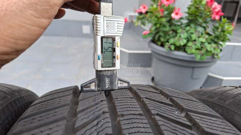 Continental 225/40 R18 Zimska