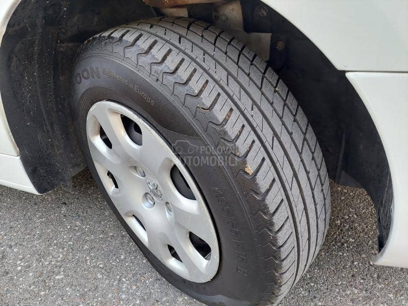 Peugeot Partner 1.6 HDI /KLIMA/NAV/LED