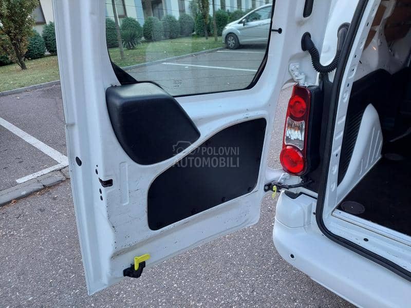 Peugeot Partner 1.6 HDI /KLIMA/NAV/LED