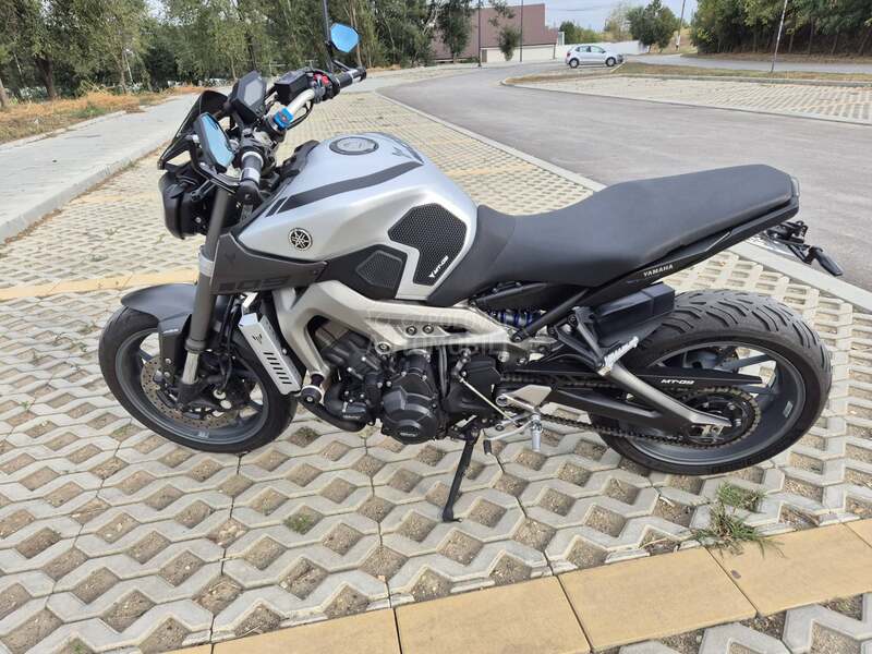 Yamaha Mt09