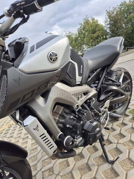 Yamaha Mt09