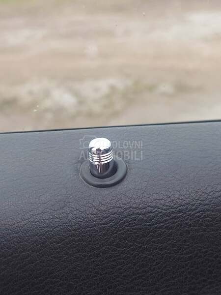 Alfa Romeo 166 jtdM