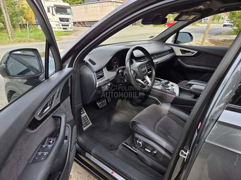Audi SQ7 