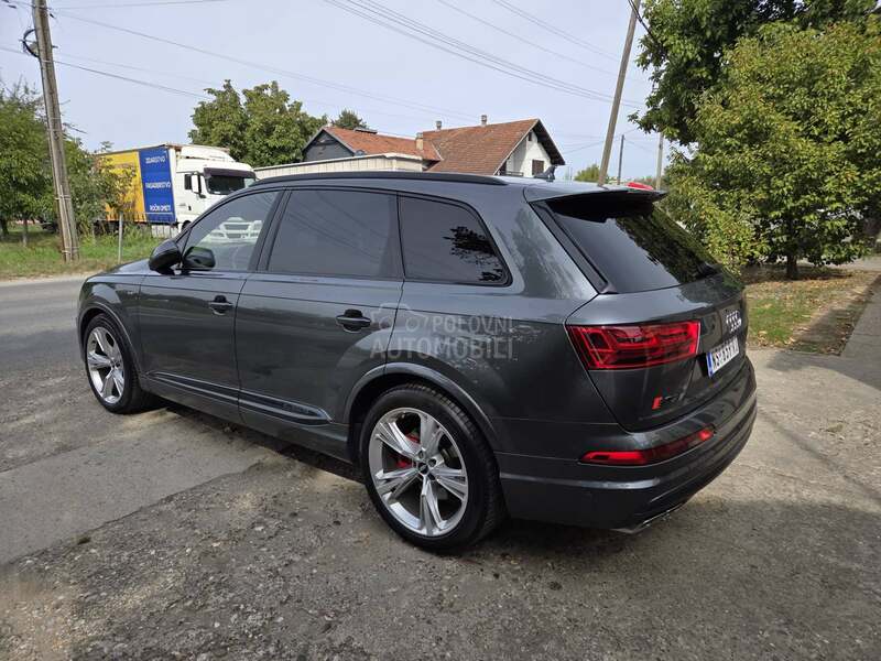 Audi SQ7 