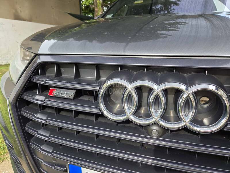 Audi SQ7 