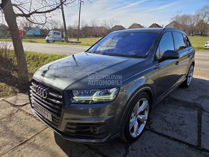 Audi SQ7 