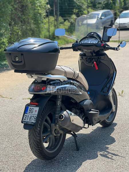 Piaggio Beverly Tourer 300