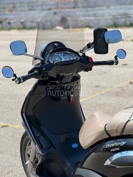 Piaggio Beverly Tourer 300