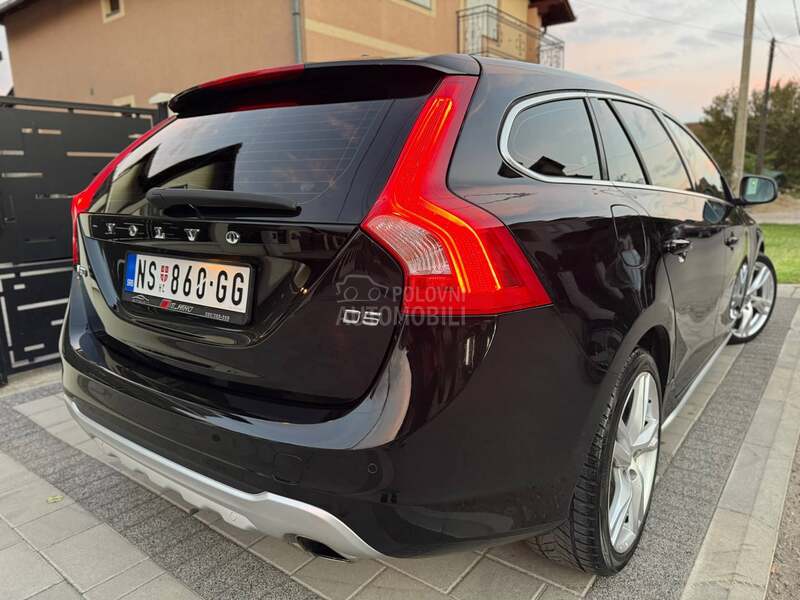 Volvo V60 2.4/UNI.KAT/reg1.god