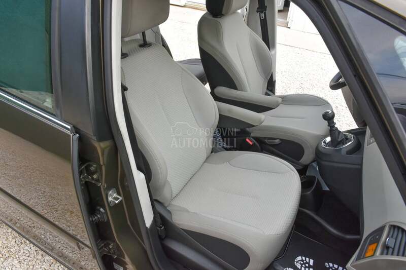 Citroen C4 Grand Picasso 1.6 eHDI