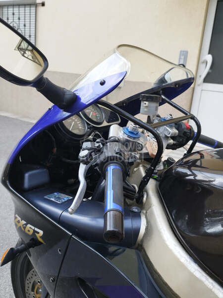 Kawasaki zx6r