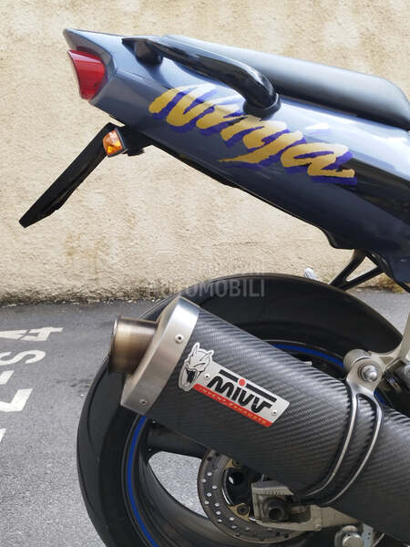 Kawasaki zx6r