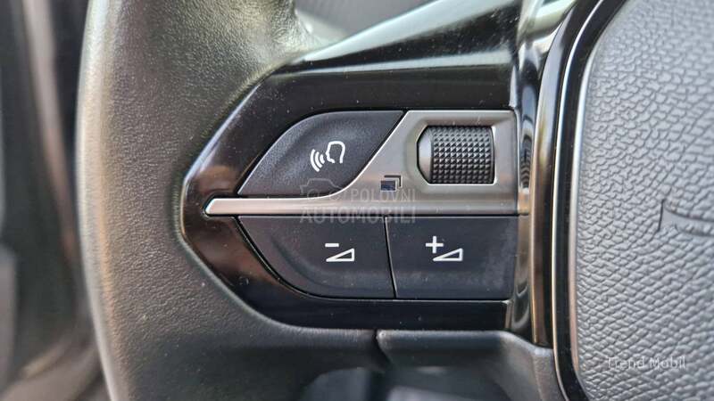 Peugeot 2008 1.2