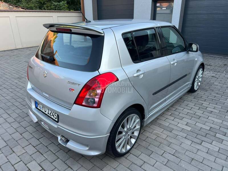 Suzuki Swift 1.3 SPORT