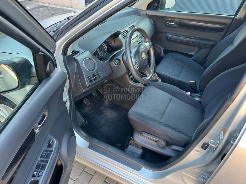 Suzuki Swift 1.3 SPORT