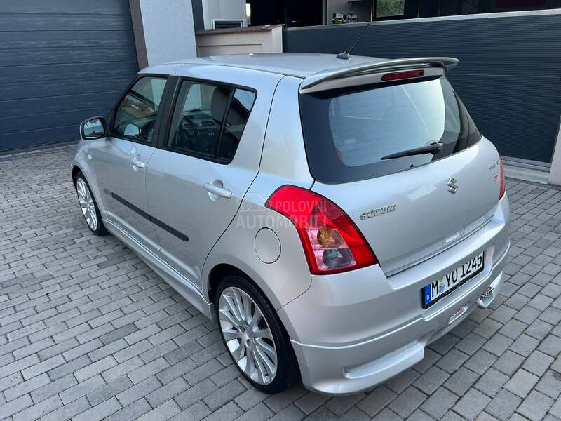 Suzuki Swift 1.3 SPORT