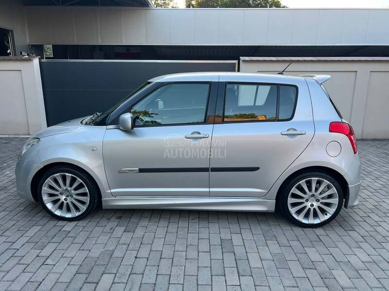 Suzuki Swift 1.3 SPORT