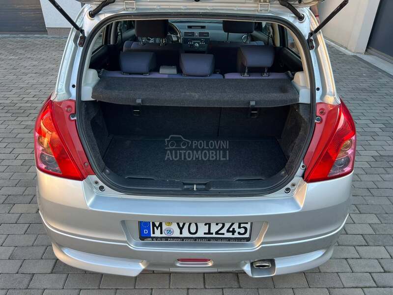 Suzuki Swift 1.3 SPORT