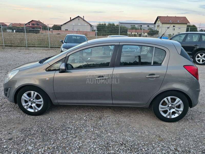 Opel Corsa D 1.3 cdti cosmo
