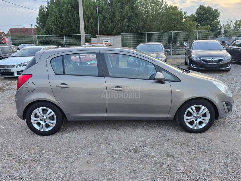 Opel Corsa D 1.3 cdti cosmo