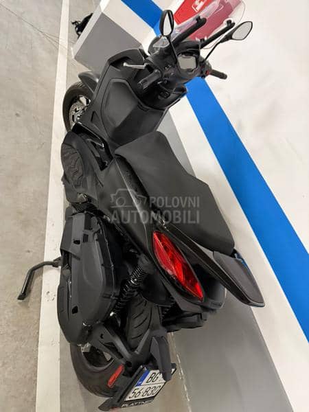 Piaggio Beverly 400 HPE