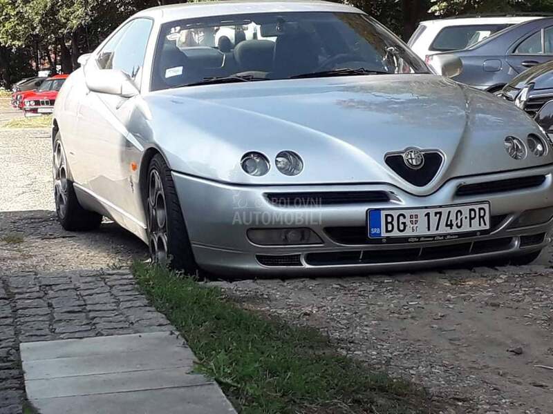 Alfa Romeo GTV 2.0 v6 turbo
