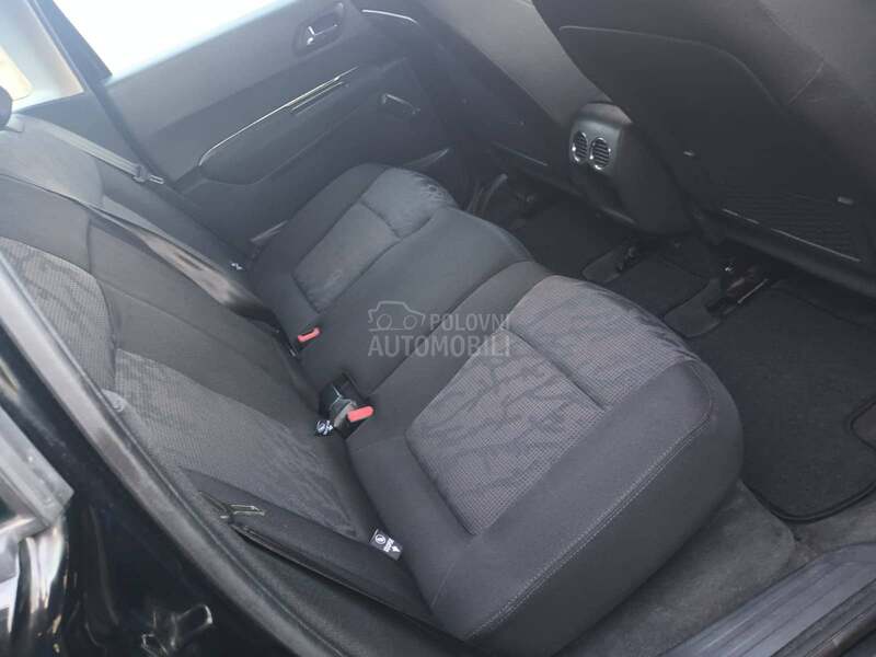Peugeot 3008 1.6 HDI