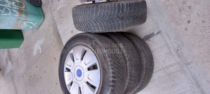 Hankook 195/65 R15 Zimska