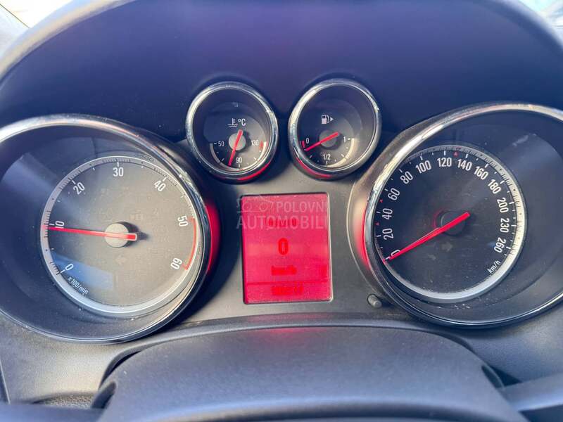 Opel Astra J 1.7CDTI 110