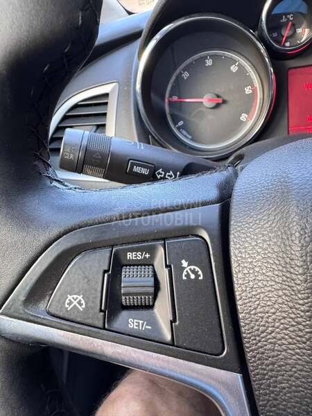 Opel Astra J 1.7CDTI 110