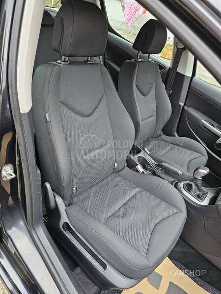 Peugeot 308 1.4 NOVO