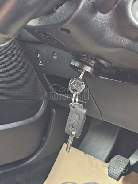 Peugeot 308 1.4 NOVO