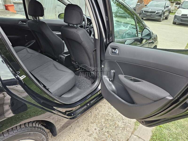 Peugeot 308 1.4 NOVO
