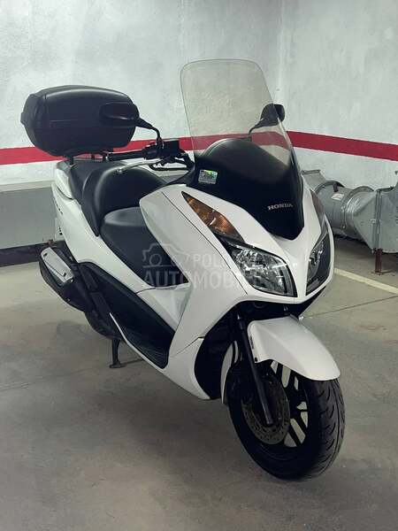 Honda NSS300 Forza