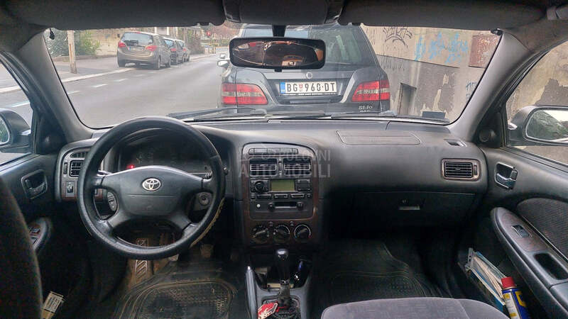 Toyota Avensis 