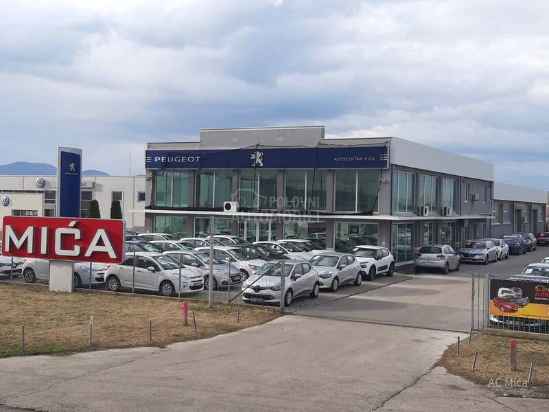 Peugeot 208 1.2NAV LED USB 35000