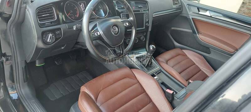 Volkswagen Golf 7 1.2tsi  higline