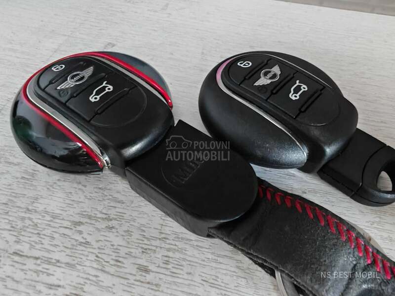 MINI John Cooper Works 231PS AUT/Pano/Harm