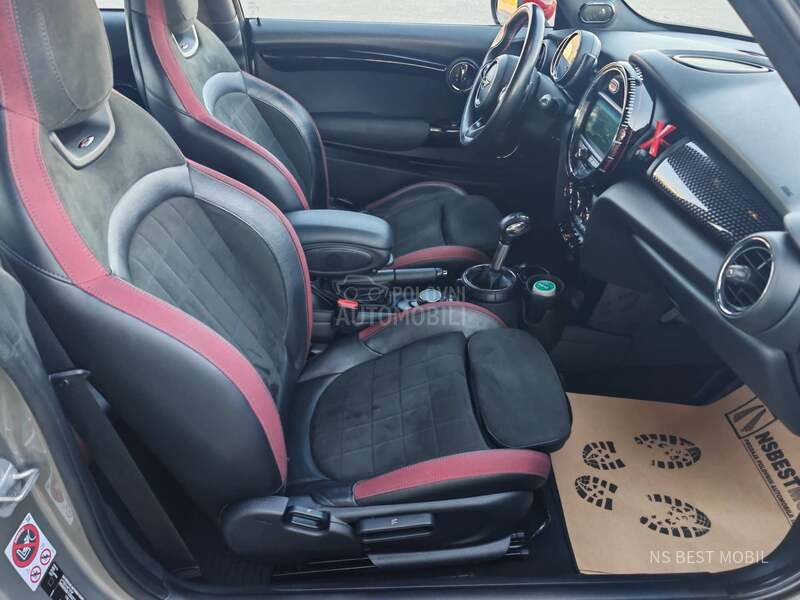 MINI John Cooper Works 231PS AUT/Pano/Harm