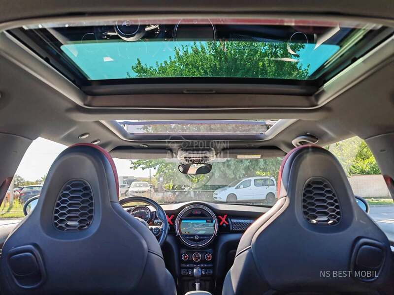 MINI John Cooper Works 231PS AUT/Pano/Harm
