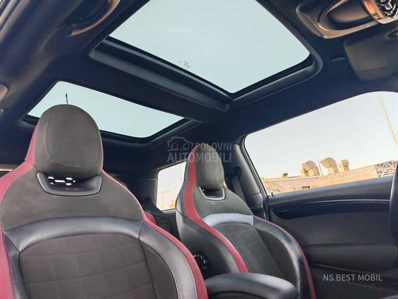 MINI John Cooper Works 231PS AUT/Pano/Harm
