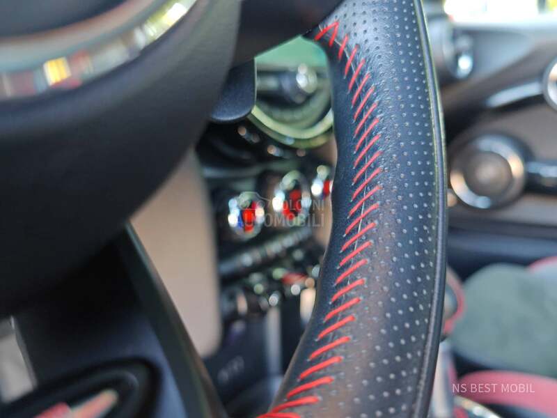 MINI John Cooper Works 231PS AUT/Pano/Harm