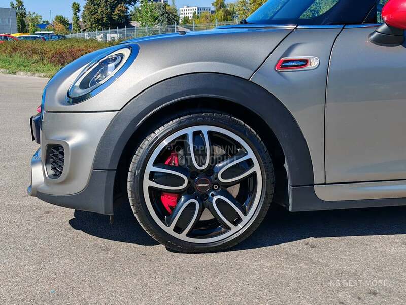 MINI John Cooper Works 231PS AUT/Pano/Harm