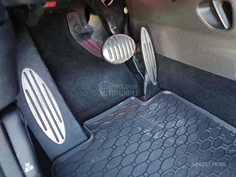 MINI John Cooper Works 231PS AUT/Pano/Harm