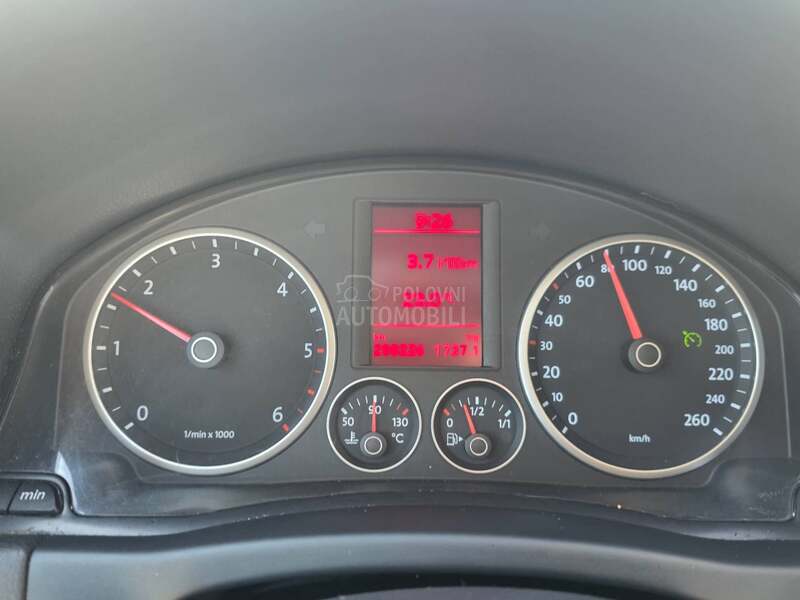 Volkswagen Tiguan 2.0tdi REG/VLASNI K