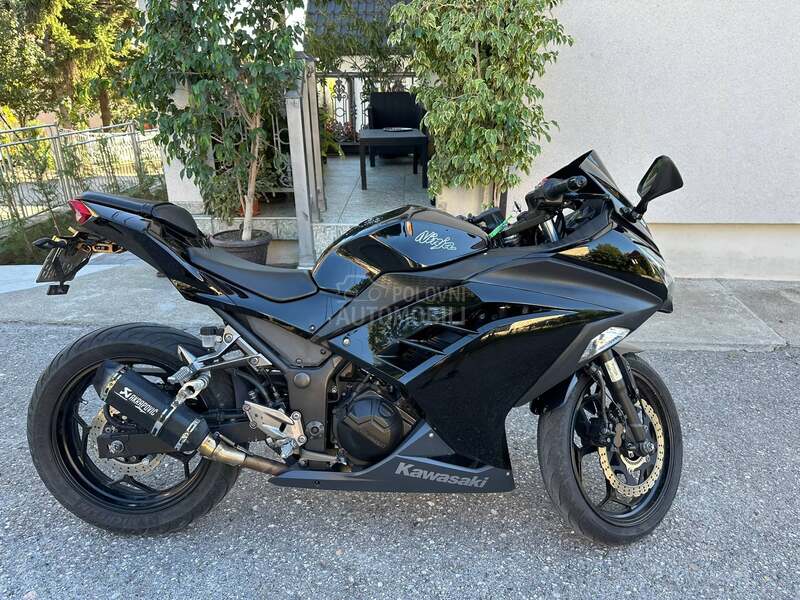 Kawasaki ninja 300