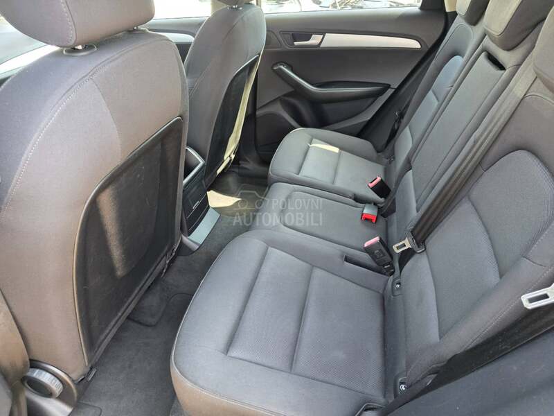 Audi Q5 2.0tdi LED/NAVREG
