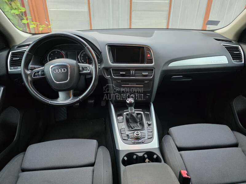 Audi Q5 2.0tdi LED/NAVREG