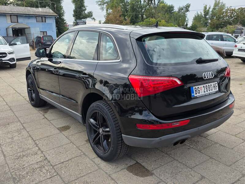 Audi Q5 2.0tdi LED/NAVREG