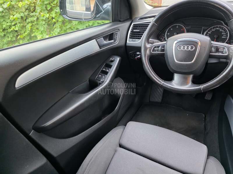 Audi Q5 2.0tdi LED/NAVREG